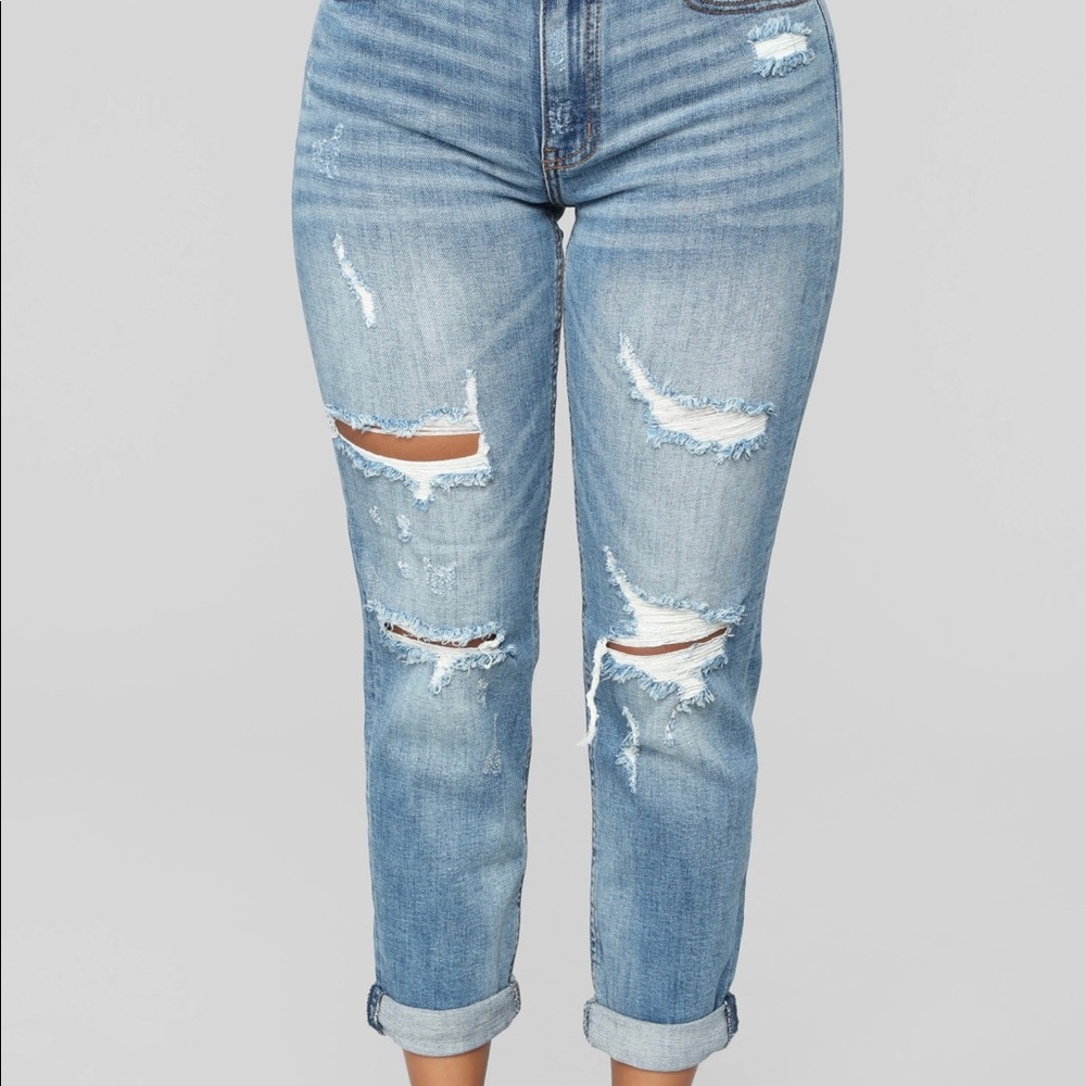 Fashion Nova boyfriend jeans